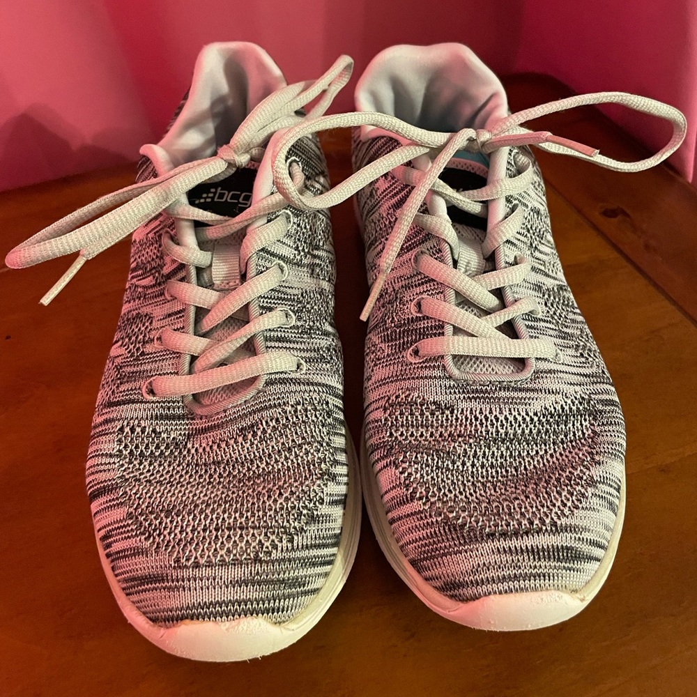 BCG Athletic Shoes memory foam size 8